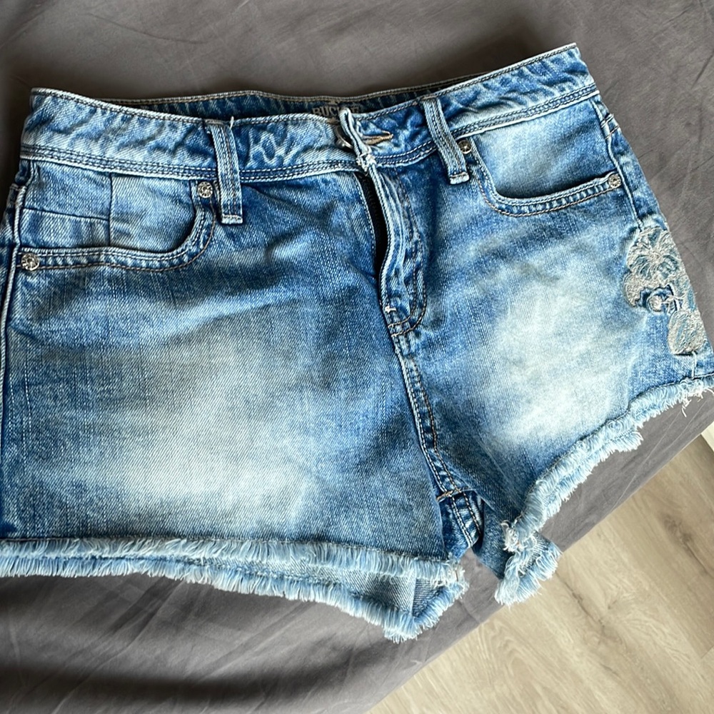 Short Jean shorts